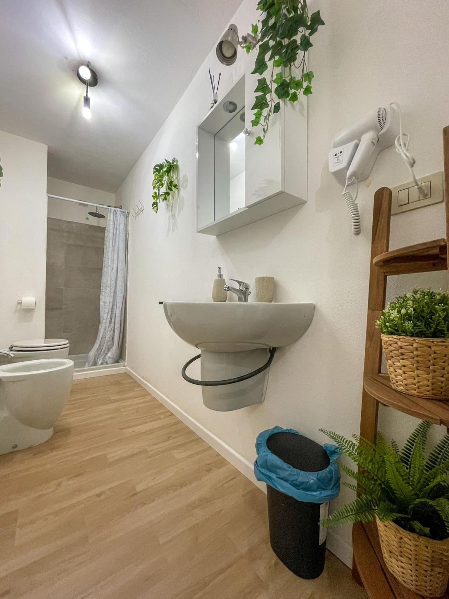 Home In Town - Home In City Life Near San Siro Stadium ميلان المظهر الخارجي الصورة